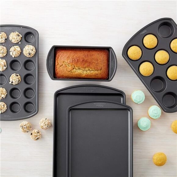 Wilton Premium Non-Stick Bakeware Cookie Baking Sheets Set, 2-Piece, Steel - Picture 5 of 6